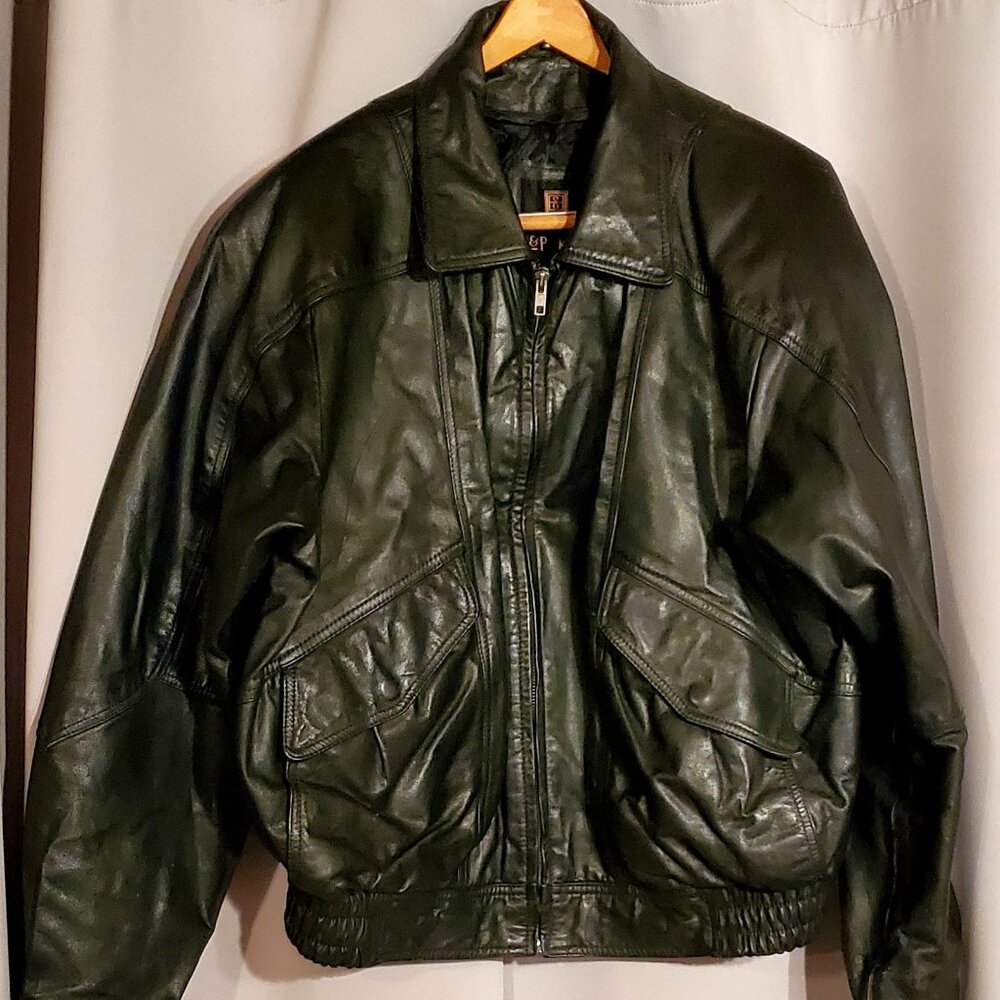 BYRNES & BAKER-BLACK LEATHER JACKET (Men's, Large, EXCELLENT CONDITION)